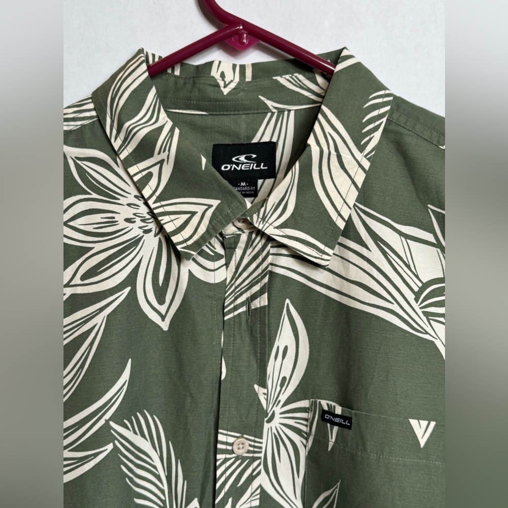 Oneill Short Sleeve Flower Print Shirt Medium